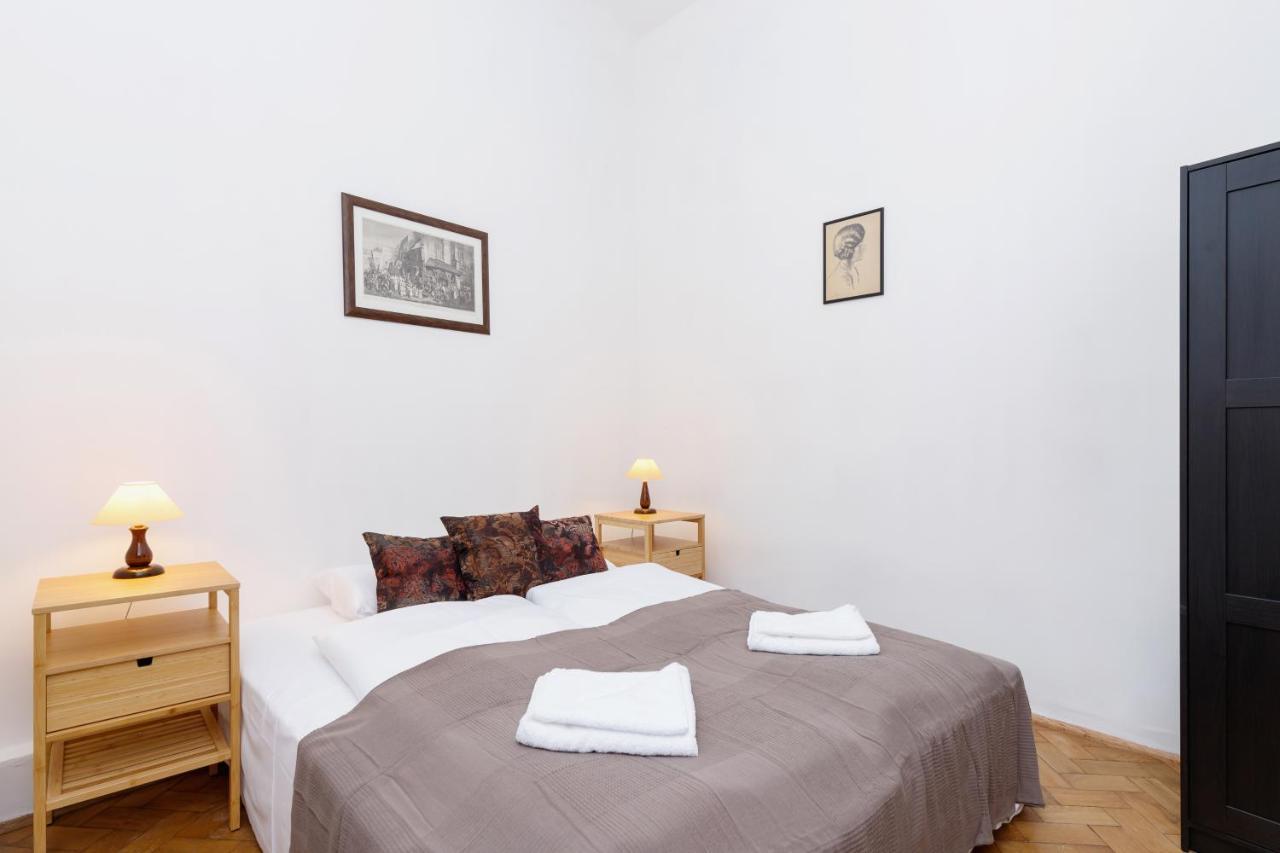 Apartment Pijarska Krakow By Noclegi Renters Esterno foto