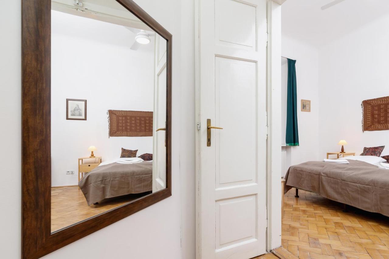 Apartment Pijarska Krakow By Noclegi Renters Esterno foto