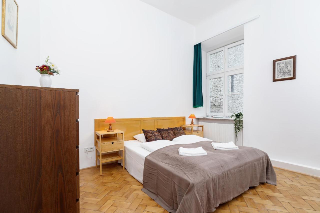 Apartment Pijarska Krakow By Noclegi Renters Esterno foto